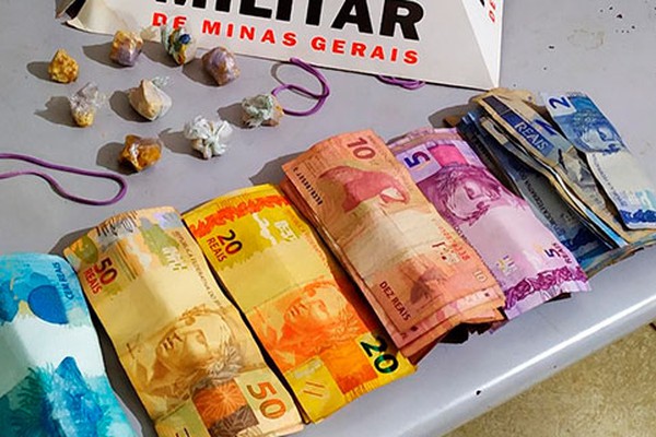 Jovem de 20 anos é presa com pedras de crack e mais de R$2.500,00 em dinheiro no Nossa Senhora Aparecida