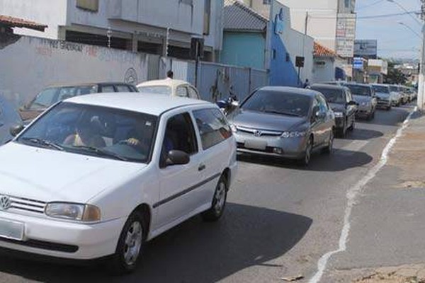 Mais de 23 mil veículos em débito com o Estado serão autuados em Patos de Minas