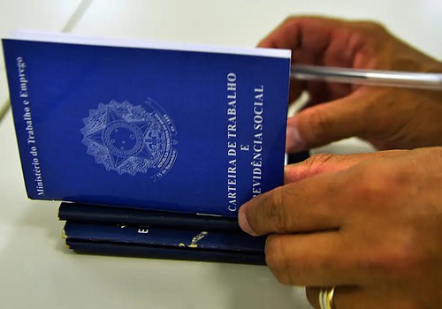 Brasil tem saldo positivo de 112,3 mil postos de trabalho em janeiro