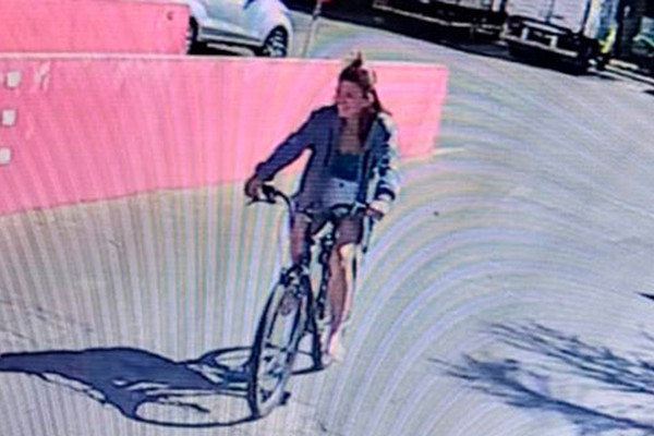 Mãe pede ajuda para encontrar bicicleta do filho furtada em condomínio de Patos de Minas