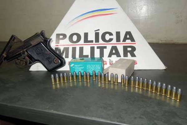Produtor rural é flagrado com pistola e grande quantidade de munição em Boassara