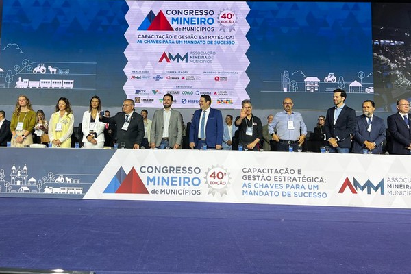 Patos de Minas é destaque no Congresso Mineiro de Municípios com a posse de Falcão à frente da AMM