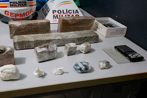 Polícia Militar apreende mais de 2,5 kg de maconha e cocaína e prende suspeito de 31 anos
