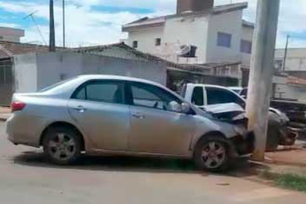 Motorista avança parada e provoca mais um acidente de trânsito em Patos de Minas