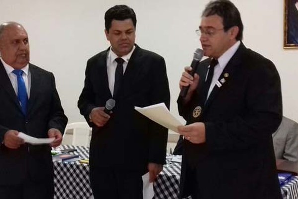 Rotary Clube Patos de Minas tem noite de homenagens e posse de novos membros