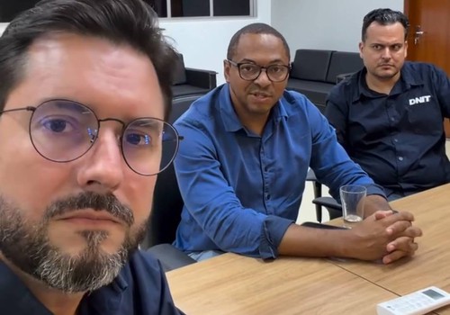 Falcão recebe diretores do DNIT e freia proposta do Governo de Minas de terceirizar a BR 365