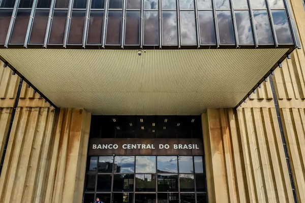 Mercado financeiro reduz previsão da inflação para 5,46%