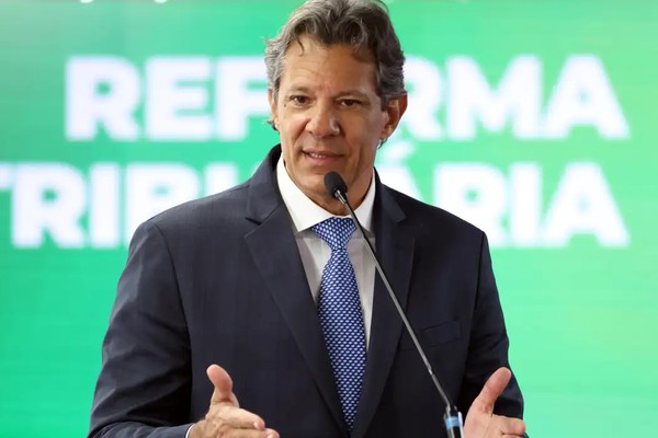 Problema da dívida pública está nos juros, não no déficit, diz Haddad