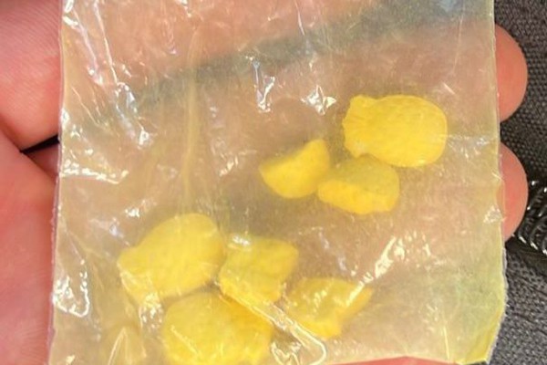 Olho Vivo detecta movimentação suspeita e adolescente é apreendido com ecstasy