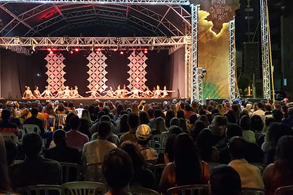Após cinco dias de espetáculos, Balaio de Arte e Cultura 2019 se despede com praça lotada