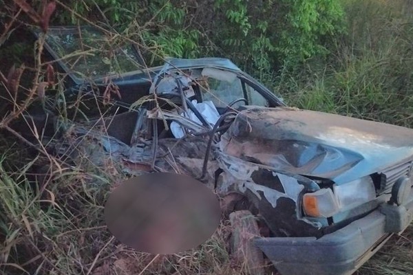 Condutora de 70 anos morre em grave acidente com caminhão na MG 230, em Rio Paranaíba