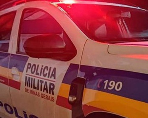 Homem invade casa da ex armado com faca, pisa no ex-cunhado que dormia no chão e acaba dominado