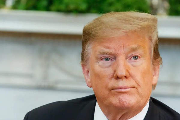 Para Nobel de Economia, Trump usa tarifas para proteger ditadores