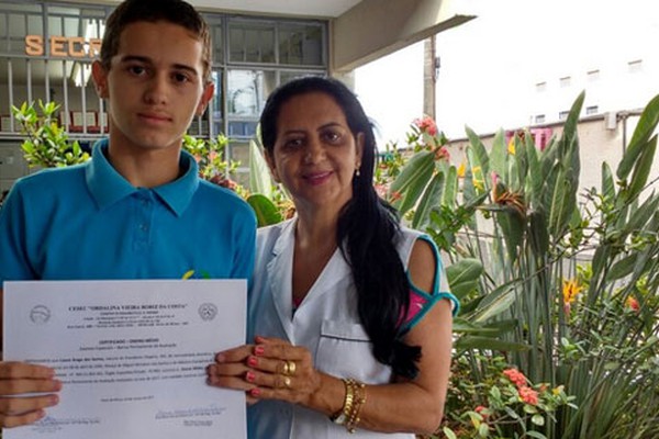 Justiça autoriza estudante de 16 anos de Presidente Olegário a cursar faculdade de direito