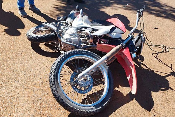 Motociclista morre ao bater violentamente em veículo na MG 190, em Monte Carmelo