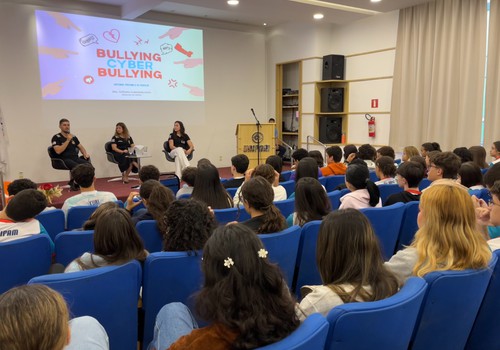 Delegados da Polícia Civil conscientizam estudantes sobre os males causados por bullying e cyberbullying