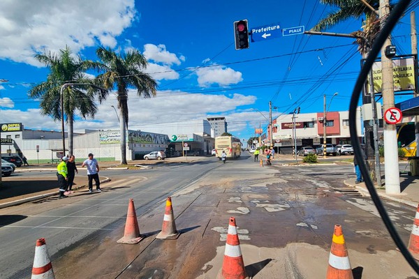 Novos radares vão flagrar e multar condutores que avançam sinal em Patos de Minas; veja os locais