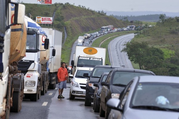 Juíza federal manda governo reativar radares em rodovias