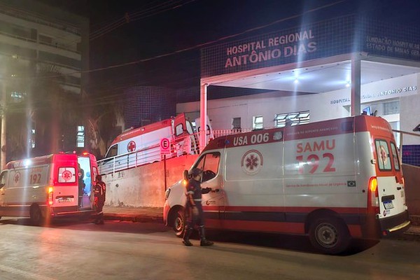 Homem de 35 anos, em surto, causa quebradeira e morre durante atendimento do SAMU