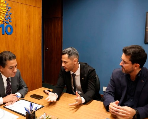 Após cinco horas de reunião, candidatura de Cleitinho e Falcão ao governo de Minas segue indefinida