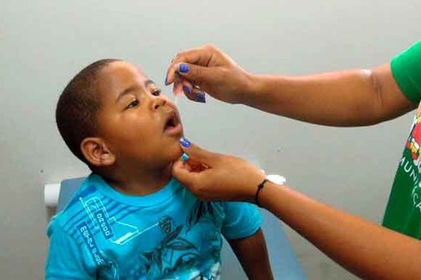 Dia D de vacinação contra a Poliomielite acontece neste próximo sábado em Patos de Minas