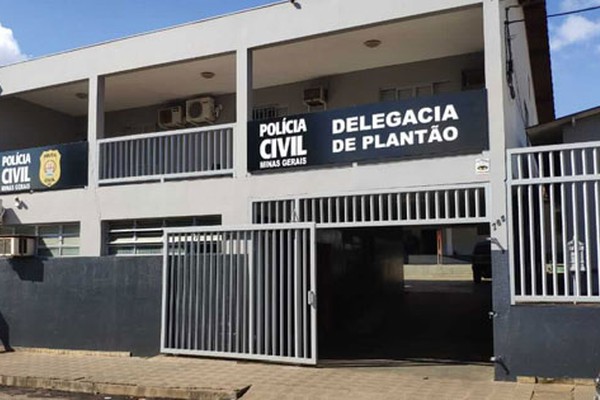 Quatro alunas são apreendidas após se envolverem em briga no interior de escola em Patos de Minas