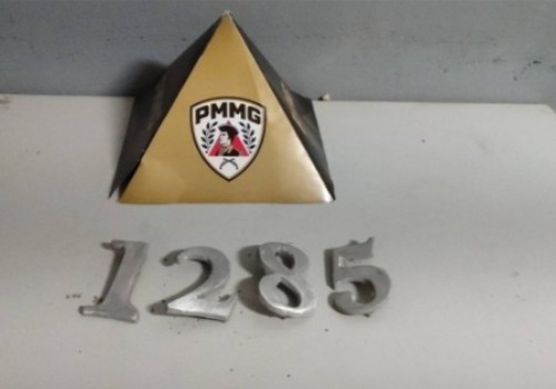 Nada escapa! Dupla é presa por furto de números de loja de móveis e capa de interfone de clínica