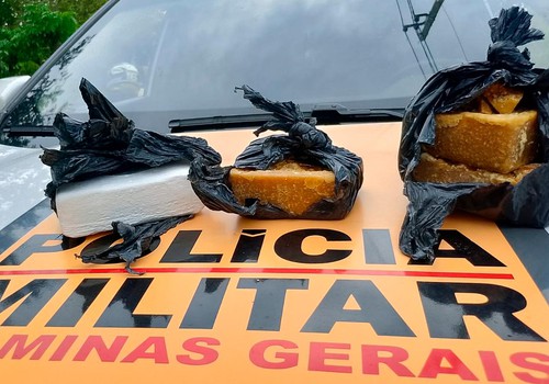 Polícia Militar Rodoviária prende motociclista com drogas avaliadas em R$150 mil, na BR352