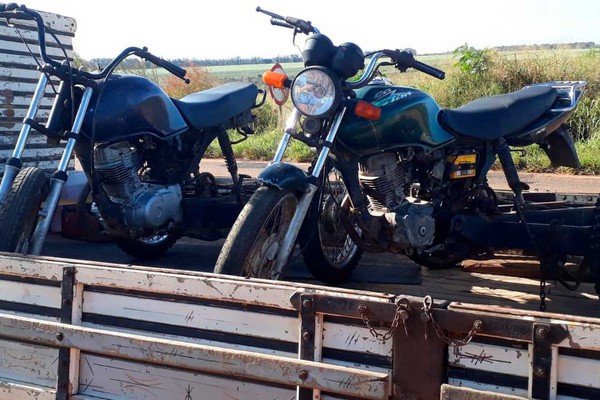PM Rodoviária apreende três motocicletas furtadas e adulteradas; duas pessoas foram presas
