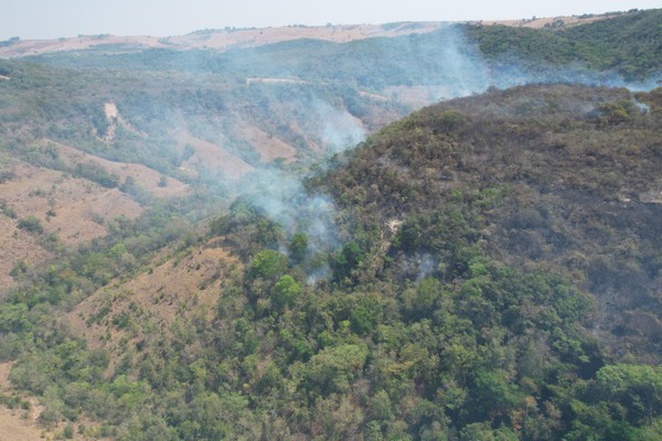 Incêndio em Moreiras é controlado após 4 dias; Bombeiros alertam para aumento de queimadas