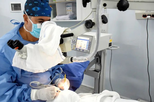 Mutirões causaram complicações e perda de visão em 222 pessoas no país