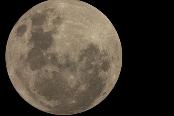 Especialista patense chama a atenção para fenômeno raríssimo da lua no final de janeiro