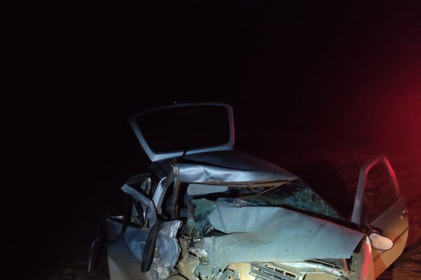 Mulher morre e outras duas pessoas da mesma família ficam feridas em acidente na MG188, em Coromandel