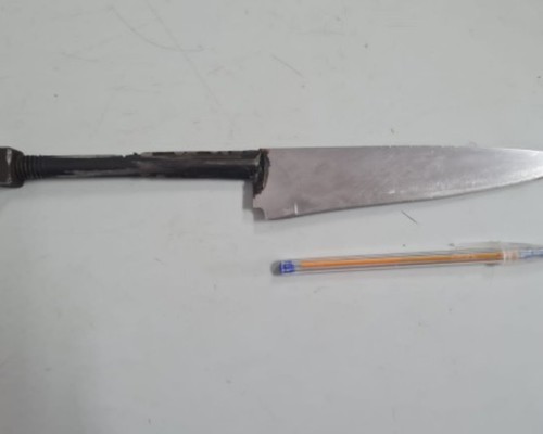 Homem é preso ao ser flagrado em cima de telhado; ele disse que estava fazendo limpeza das placas fotovoltaicas