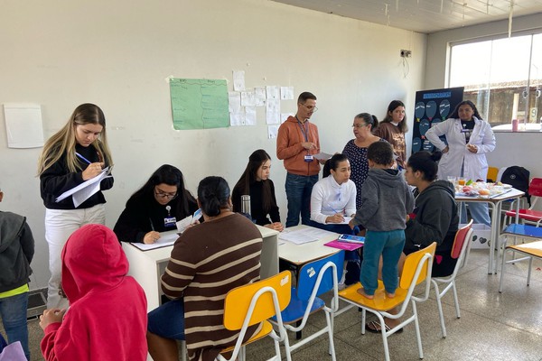 Por que beneficiários do Bolsa Família devem fazer acompanhamentos e manter dados atualizados?