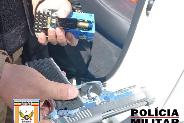 Motorista de caminhonete é preso com pistola e dezenas de munições na BR 352, em Patos de Minas