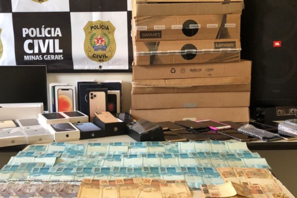 Jovem é preso em Unaí com muito dinheiro, joias e produtos eletrônicos de alto valor