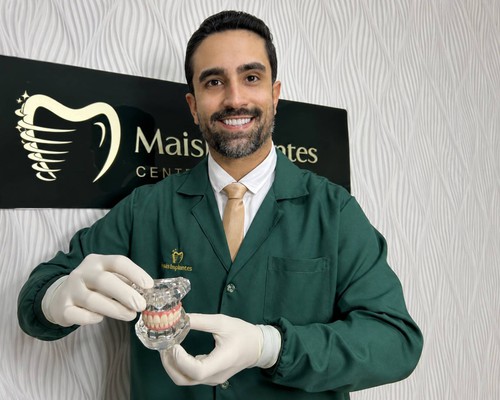 Implante Dentário com parcela a partir de R$ 99 mensais. Condições limitadas, aproveite