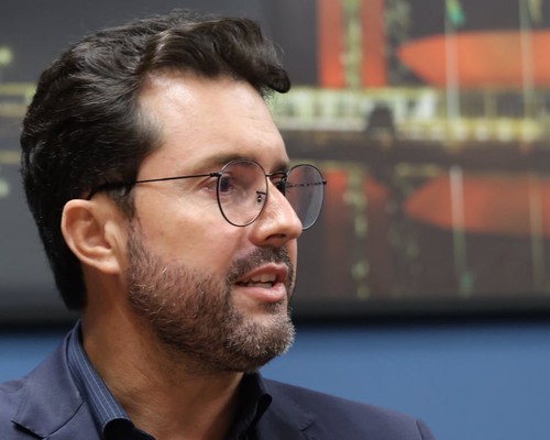 Transição liderada por Falcão cobra explicações sobre déficit para 2027 e a situação financeira do Estado