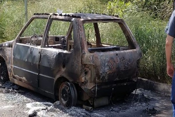 Motorista de 33 anos morre carbonizado no interior de veículo em Presidente Olegário