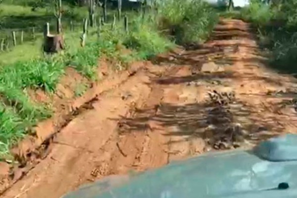 Moradores de Horizonte Alegre reclamam das condições da estrada e cobram providências