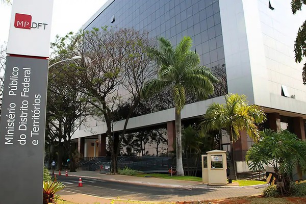 MP investiga Bolsonaro por associar Lula a regime de Assad, na Síria