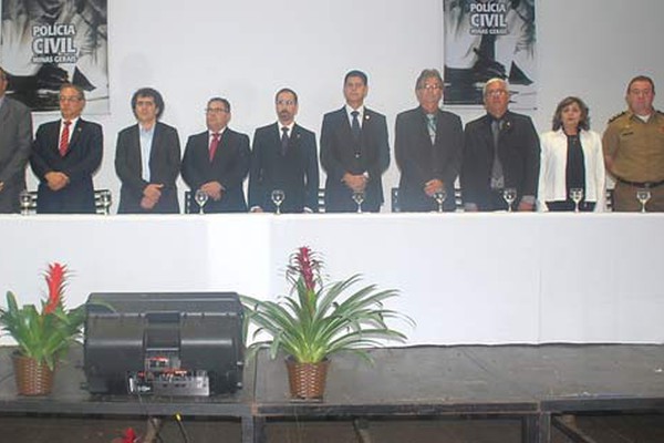 Solenidade em Patos de Minas dá posse a novos delegados chefes da Polícia Civil