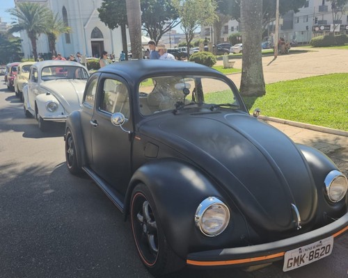 Fusqueata abre os festejos de Santo Antônio, padroeiro de Patos de Minas