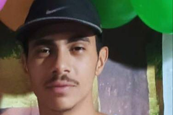 Família procura por jovem que desapareceu misteriosamente há uma semana em Patos de Minas