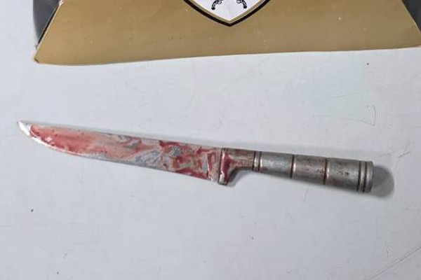 Homem é morto a facadas após comer carne da marmita de colega e fazer brincadeira em Patos de Minas