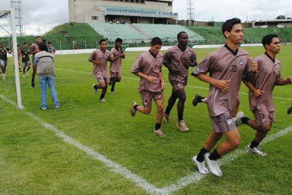 Mamoré recebe preparador físico e mais três reforços para a temporada 2011