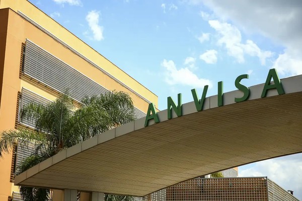 Anvisa proíbe lotes irregulares de medicamento para esclerose múltipla