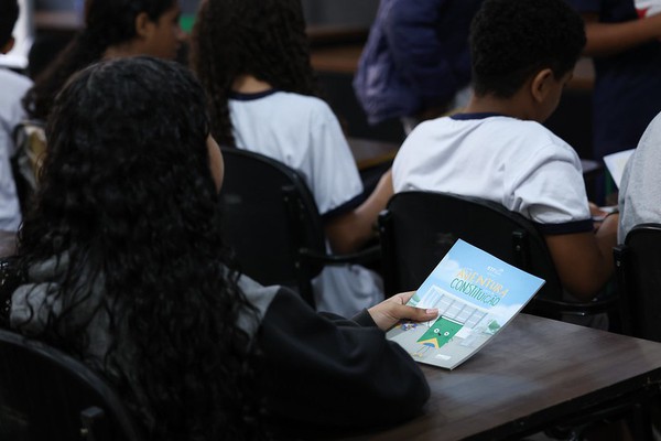 Justiça vê omissão do governo em casos de assédio sexual em escolas e MG é condenado a pagar R$100 mil