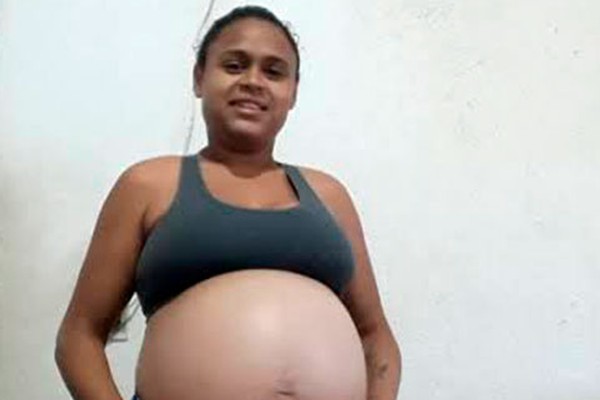 Mãe que pediu alimentos e fraldas para filha grávida diz que já recebeu o que precisava